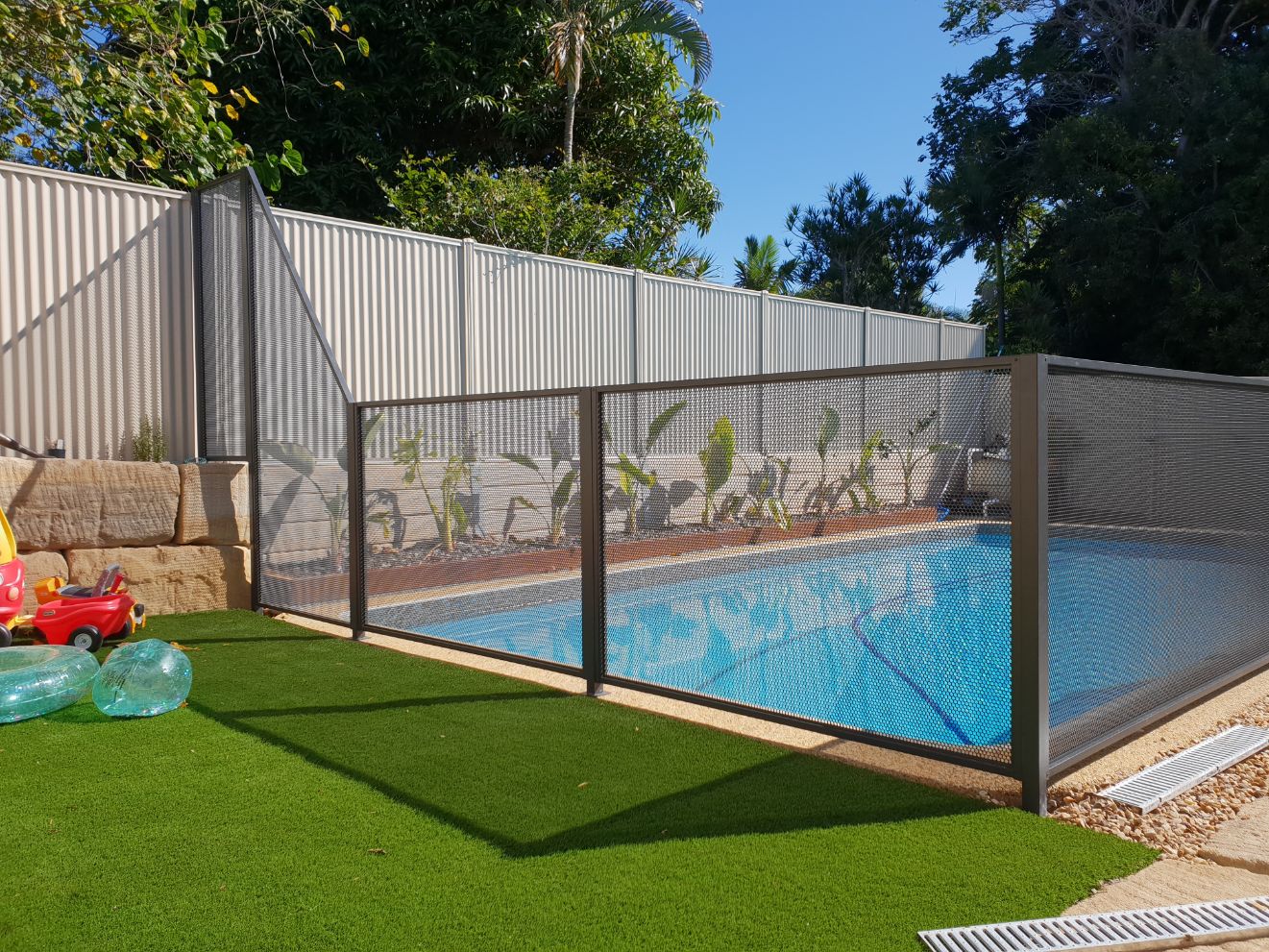Pure Perf fencing in Monument, Kenmore Queensland